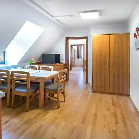 Gressenbauer 3*
