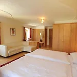 Gressenbauer 3*