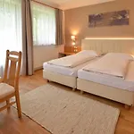Gressenbauer מלון 3*